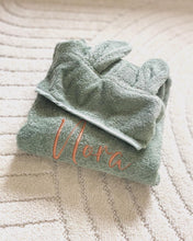 Afbeelding in Gallery-weergave laden, Badponcho met naam- STONE GREEN