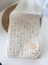 Afbeelding in Gallery-weergave laden, Moonstone hydrofiele deken 75 cm x 100 cm