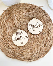 Afbeelding in Gallery-weergave laden, Houten GROTE en KLEINE kerstballen