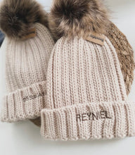 Afbeelding in Gallery-weergave laden, Geborduurde kindermuts in 3 kleuren
