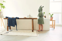 Afbeelding in Gallery-weergave laden, Badjas met naam- in verschillende kleuren