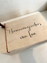 Afbeelding in Gallery-weergave laden, Herinneringendoos hout SMALL