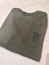 Afbeelding in Gallery-weergave laden, Geborduurde mannen trui in verschillende kleuren
