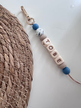 Afbeelding in Gallery-weergave laden, Dino sleutelhanger
