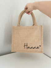 Afbeelding in Gallery-weergave laden, Mini jute tas met bedrukking
