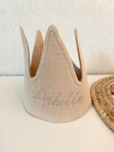 Afbeelding in Gallery-weergave laden, BISCUIT verjaardagskroon
