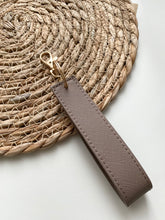 Afbeelding in Gallery-weergave laden, Luxe sleutelhangers
