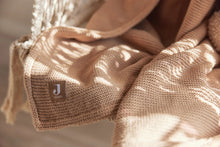 Afbeelding in Gallery-weergave laden, Deken Wieg 75x100cm Basic Knit BISCUIT FLEECE
