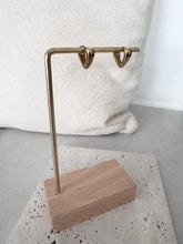Afbeelding in Gallery-weergave laden, Simonna
