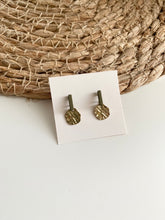 Afbeelding in Gallery-weergave laden, Coraline
