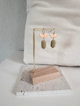 Afbeelding in Gallery-weergave laden, Guilia
