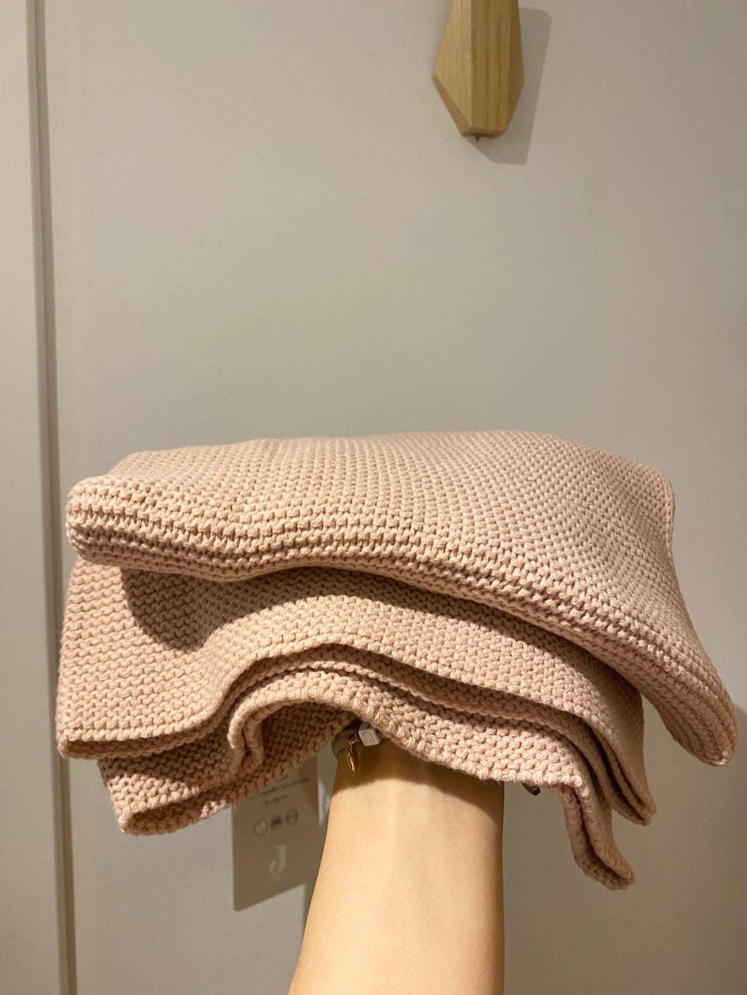 Deken Ledikant 75 cm x 100cm  Basic Knit - Pale Pink met naam