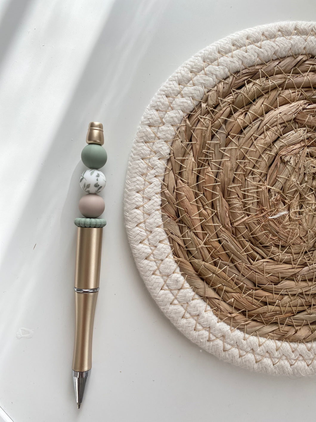 Stone green met groene blaadjes kraal