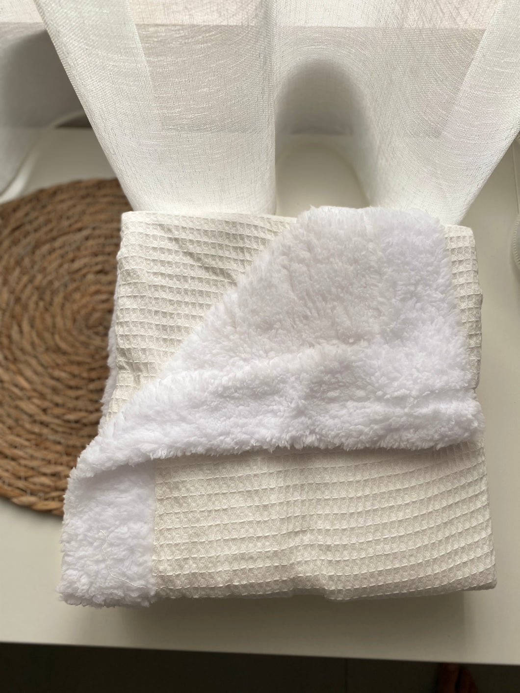 Fleece babydekentje ECRU luxe met borduring