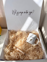 Afbeelding in Gallery-weergave laden, Gelukbox koffiemok en sleutelhanger

