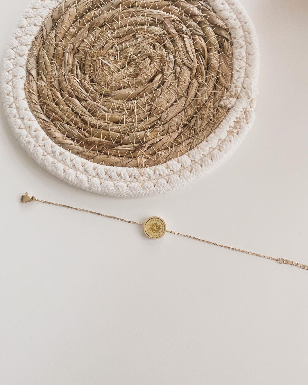 Gouden armband birthflower OP=OP