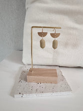 Afbeelding in Gallery-weergave laden, Guilia
