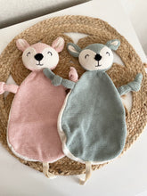 Afbeelding in Gallery-weergave laden, Knuffeldoekjes beer (borduring)
