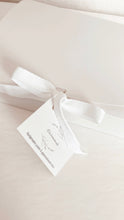 Afbeelding in Gallery-weergave laden, WITTE cadeaubox met een betekenis
